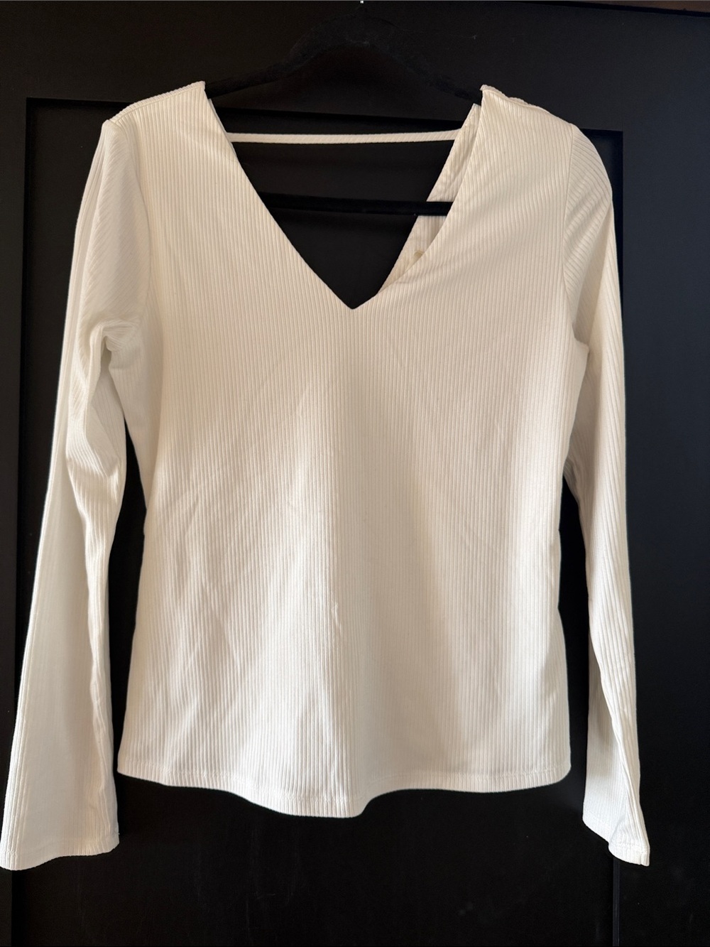 nine britton Cream Ribbed V-Neck Long Sleeve Top